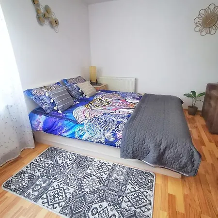 1 For Rent 3*